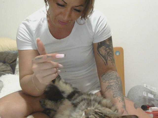 Messi001's BongaCams show and profile