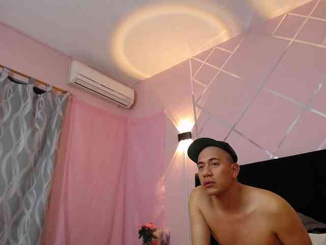 Emmaawills webcam