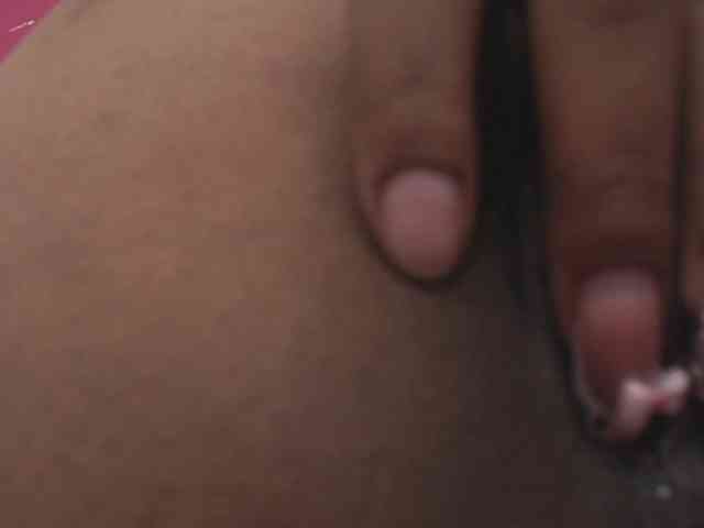 tiny-sarah1 webcam
