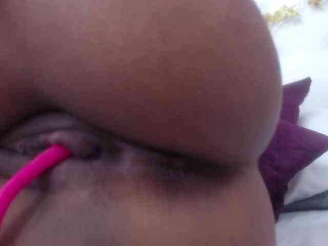 tiny-sarah1 webcam