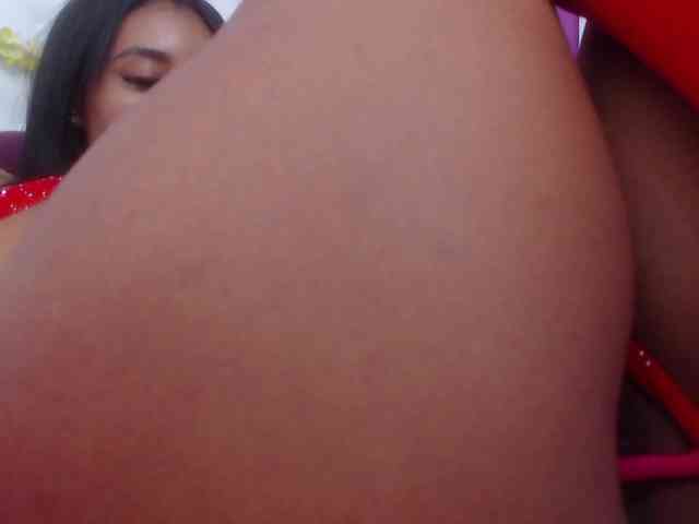 tiny-sarah1 webcam