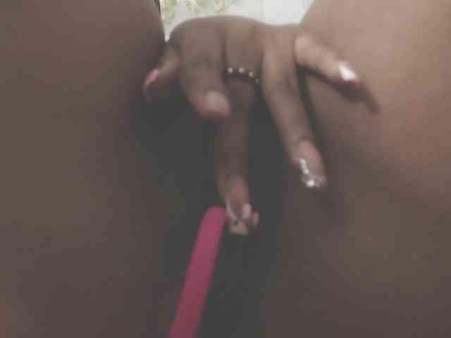 tiny-sarah1 webcam