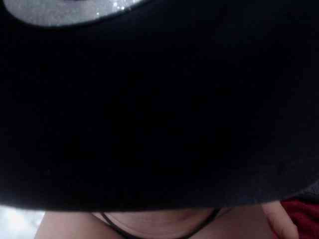 tiny-sarah1 webcam