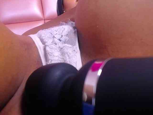 tiny-sarah1 tiny-sarah1