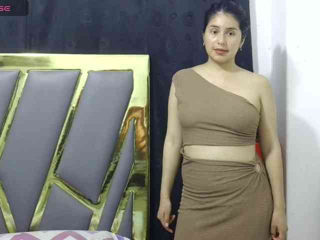 kangomez Live Webcam on BongaCams