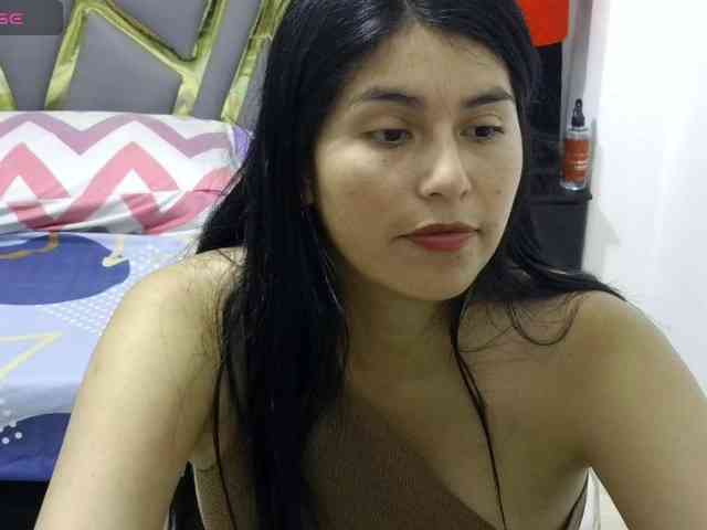 kangomez Live Webcam on BongaCams