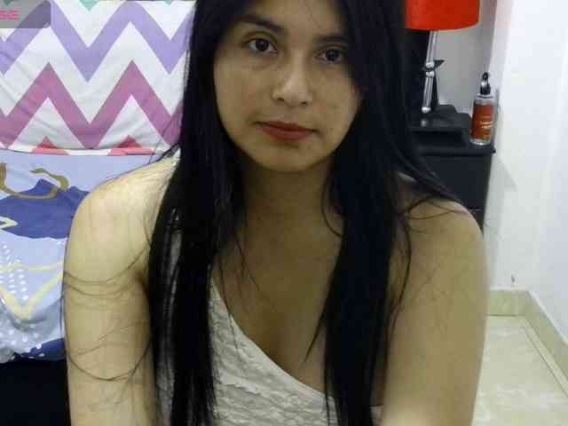 kangomez Live Webcam on BongaCams