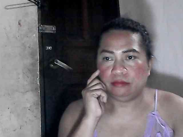 ALEZIAS23 Live Webcam on BongaCams