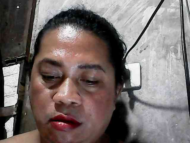 ALEZIAS23 Live Webcam on BongaCams