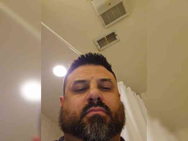 Roddog2024 Live Webcam on BongaCams