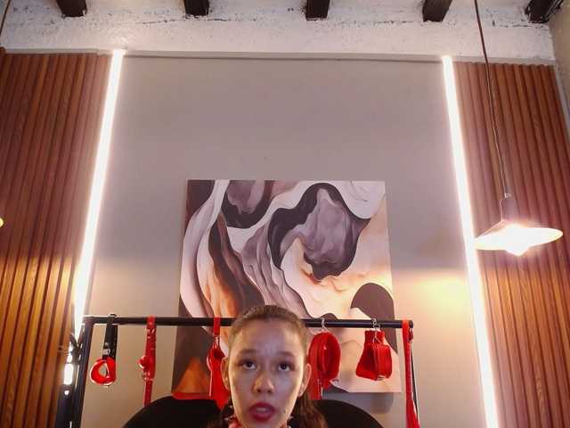 Rose-sexandfun's BongaCams show and profile