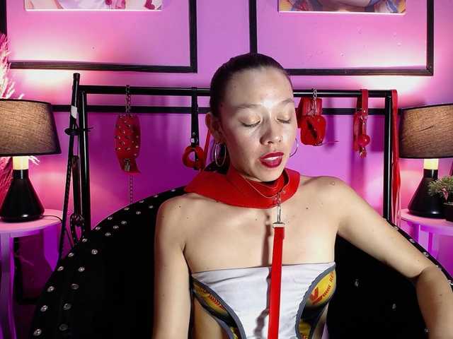 le modèle Rose-sexandfun est en webcam porno dans un show sur le site bongacams, il possède les tags suivants: Latino/Hispanic,Brunette,Shaved