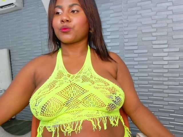 nymplo-bff's BongaCams show and profile