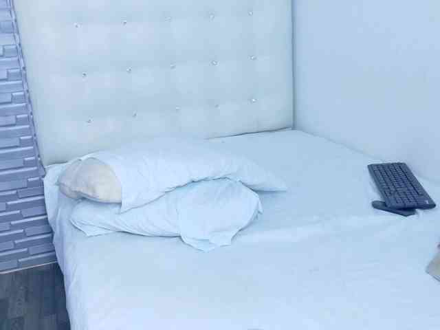 nymplo-bff webcam