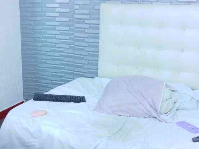 nymplo-bff webcam