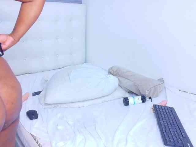 nymplo-bff webcam