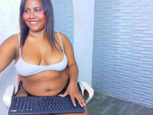 nymplo-bff webcam