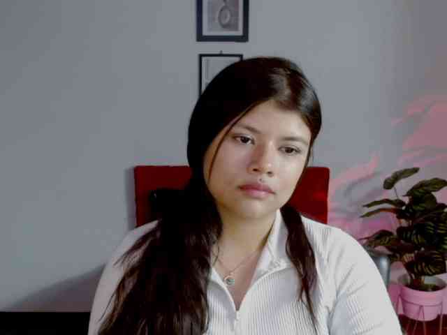 emilyLx webcam