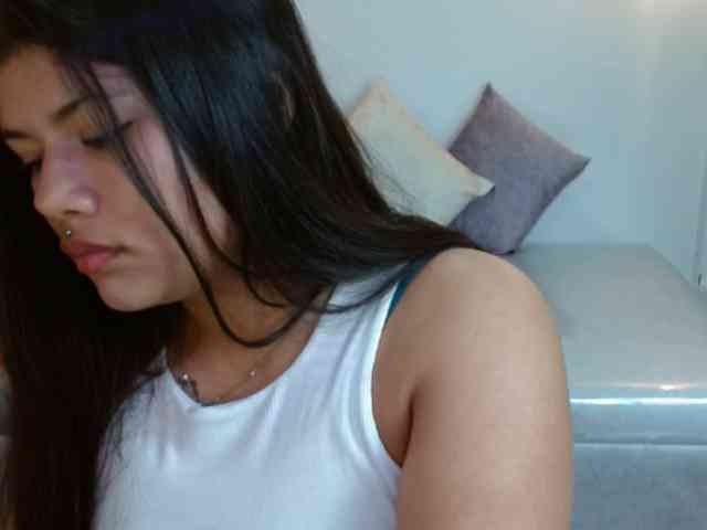 emilyLx webcam