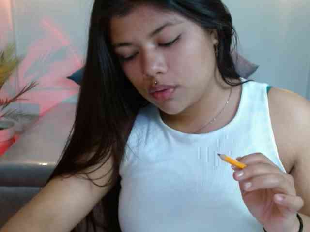 emilyLx webcam