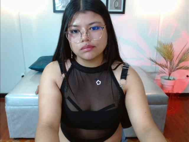 emilyLx webcam