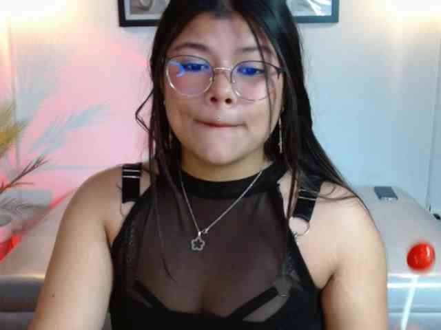 emilyLx webcam