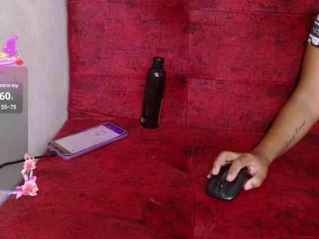 lucyfer-69 webcam