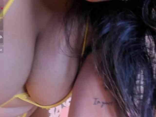 AmberBoobs webcam