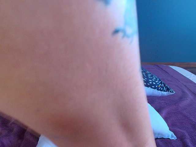 perfect-moans's BongaCams show and profile