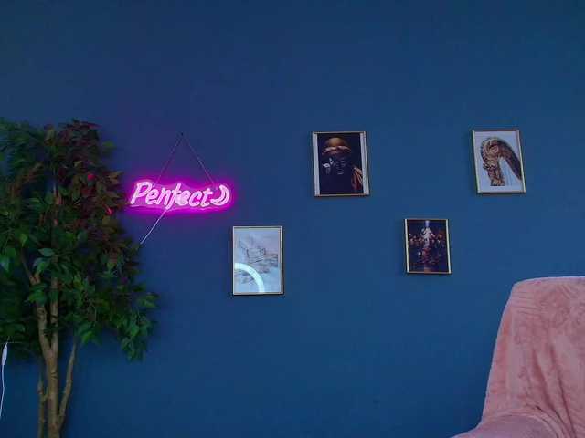 perfect-moans's BongaCams show and profile