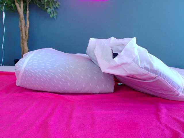 perfect-moans's BongaCams show and profile