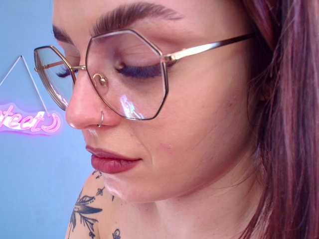 perfect-moans's BongaCams show and profile