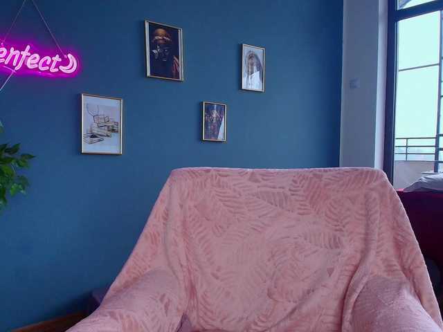 perfect-moans's BongaCams show and profile