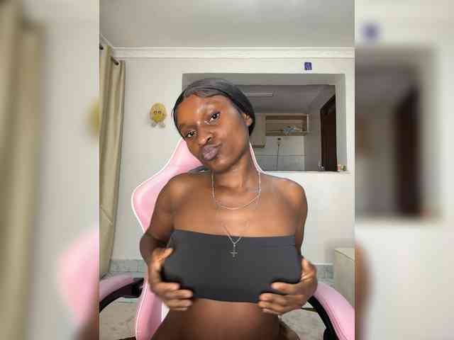 SexybadAss00 webcam