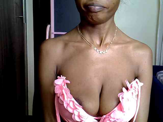 hornyebony webcam