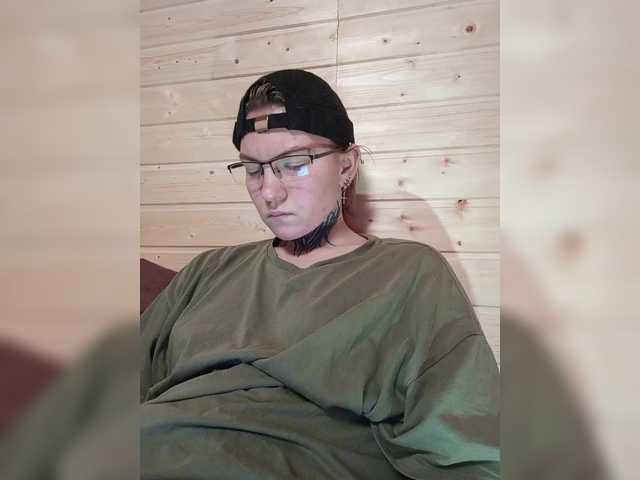 Zhenyya-'s BongaCams show and profile