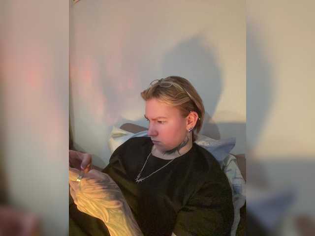 Zhenyya-'s BongaCams show and profile