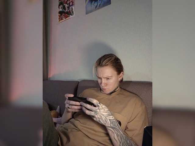 Zhenyya-'s BongaCams show and profile