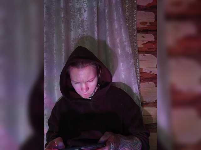 Zhenyya-'s BongaCams show and profile