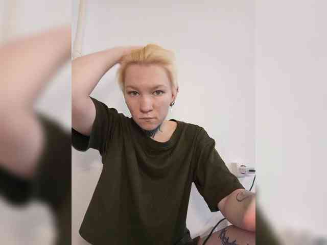 Zhenyya- webcam