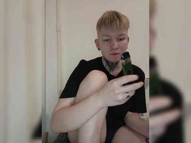 Zhenyya- webcam