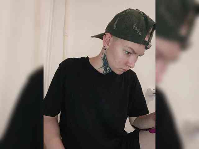 Zhenyya- webcam