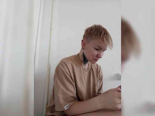 Zhenyya- webcam