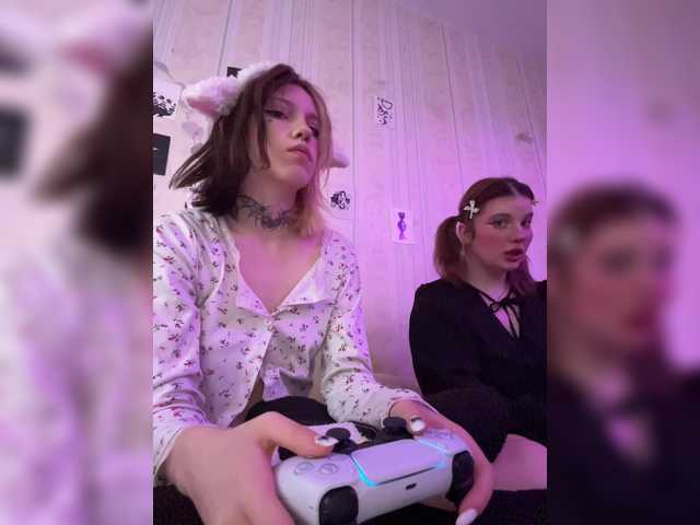 Molly-and-Ewa