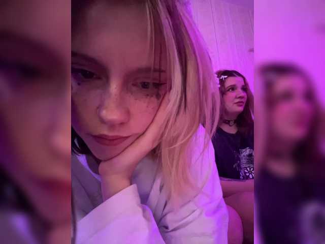 Molly-and-Ewa