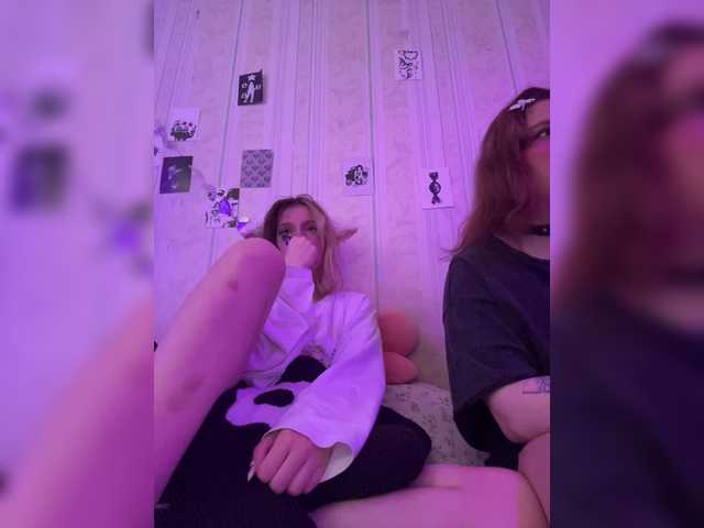 Molly-and-Ewa
