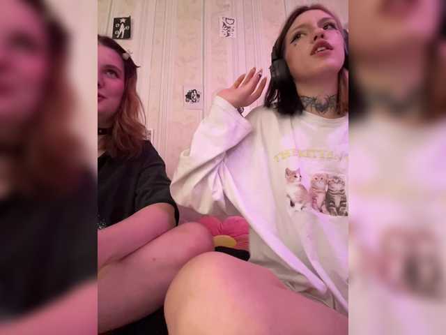 Molly-and-Ewa