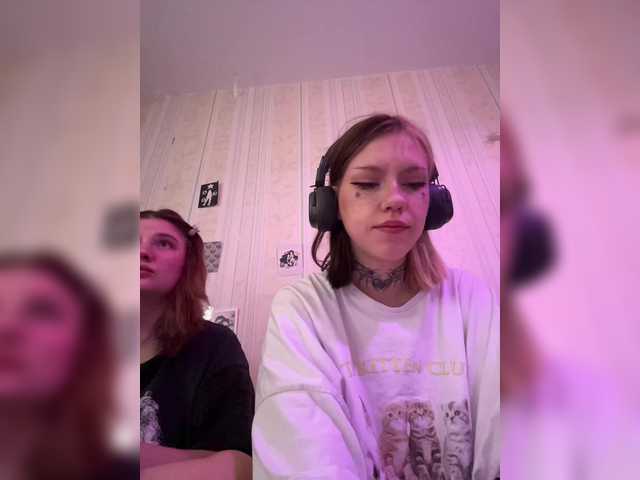 Molly-and-Ewa