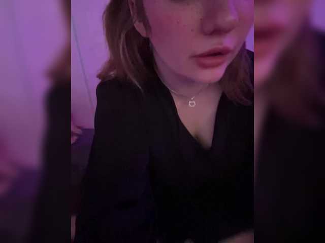 go to chat with Molly-and-Ewa