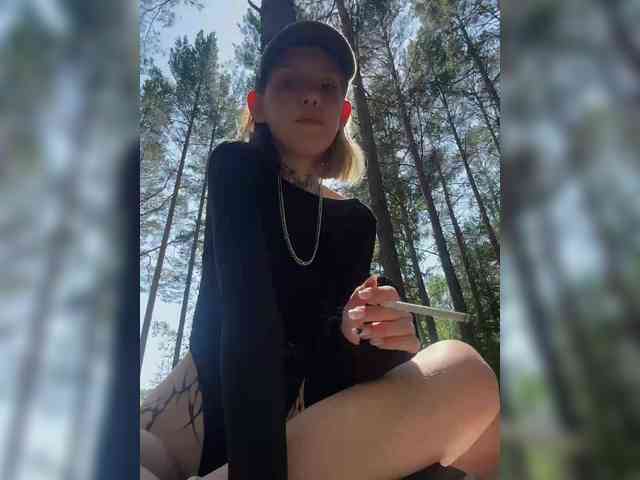Molly-and-Ewa Live Webcam on BongaCams